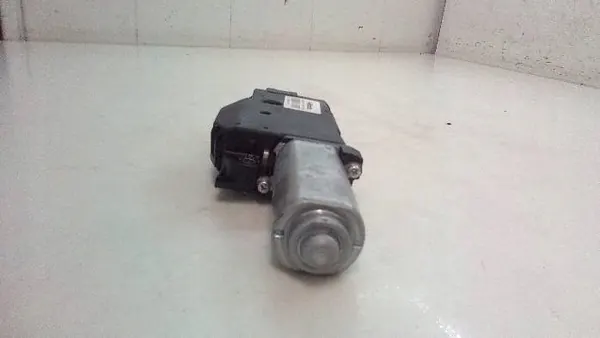 Infiniti Q50 Schiebedachmotor OEM 0 - Gebraucht image 5
