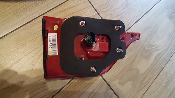 KIA SPORTAGE IV Lámpara Trasera Derecha 92402F1500 LLU image 4