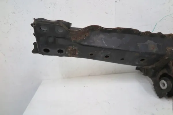 Motorfäste fram Toyota RAV 4 XA40 RAV4IV image 6