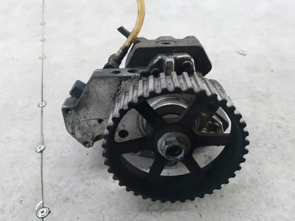 Pompe à injection OEM 8200456693 pour Renault Trafic II image 4