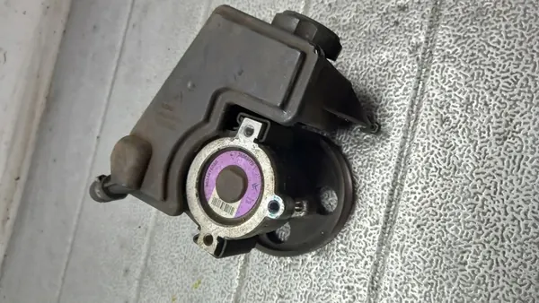 Servostyrningspump Peugeot 206 1.9D 1999 HB 9634816080 image 3