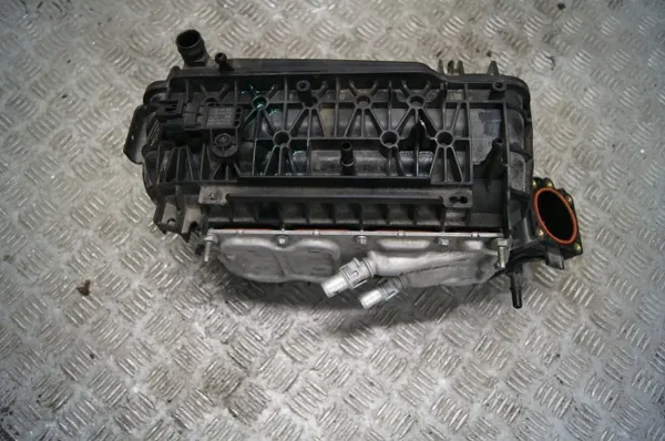 Colector de admisión Ford OE DS7G-9424-FB Mondeo MK5 image 5