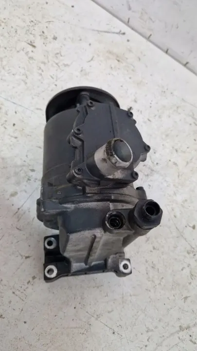 Carcaça Filtro Motor Scania OE 1813336 - Usado image 3