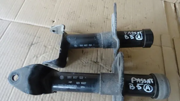 PASSAT B5 Puskuri Imu Etu 3B0807134A image 2