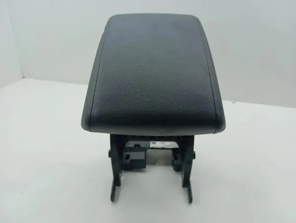 Accoudoir OEM 575864207GXJ9 pour console Seat Ateca image 2