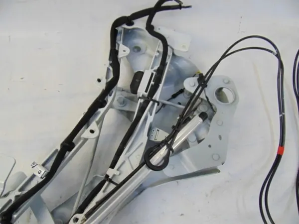 Oikea katon mekanismi OEM 393141 Renault Megane III:lle image 4