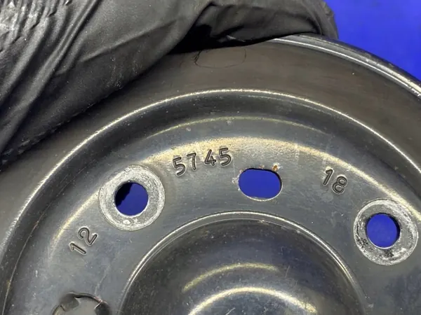Vesipumpun Hihnapyörä OEM 10HMC 12574518 Opel Antaralle image 5