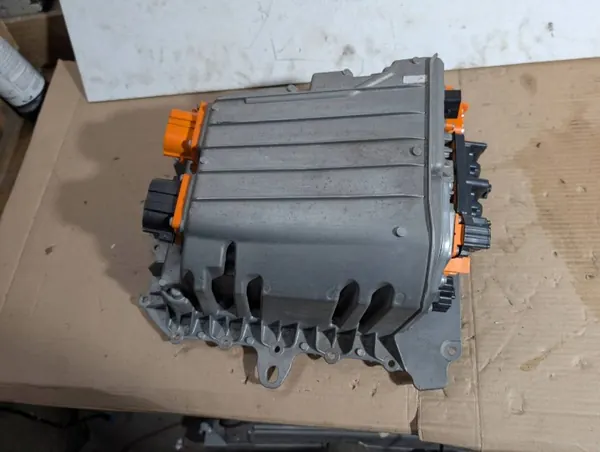 Onduleur Batterie Audi E-Tron 4KE OEM 4KE915250B image 3
