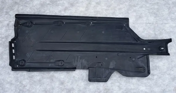 Vänster Underskärmskydd VW, Skoda, Seat 6Q0825201H image 5