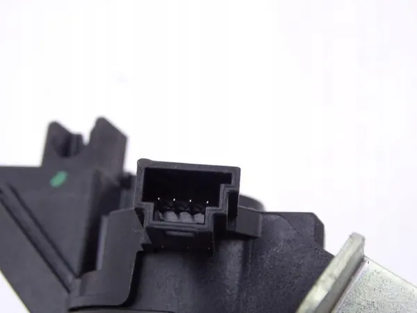 MERCEDES S-KLASA W221 05-13 BAGAGELOCK 2217500085 image 4