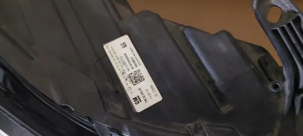 OPEL ASTRA K V 5 Oikea Etuvalaisin Full LED image 2