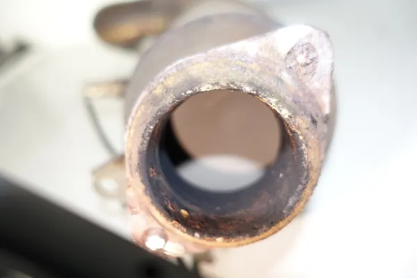 Catalisador Mercedes W204 1.8 KT0303 image 3