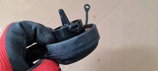 OEM 5WA201553B Polttoainekorkki VW Audi 2.0 TFSI:lle image 4