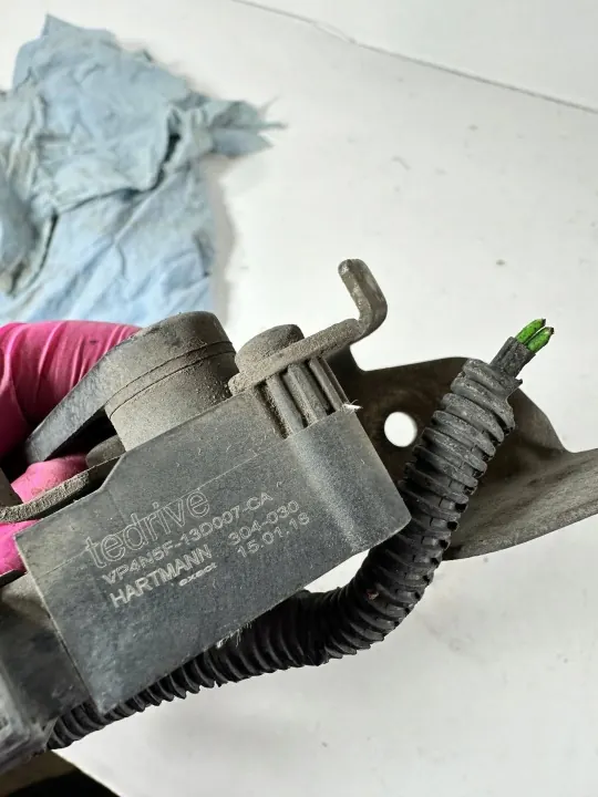 Ford Kuga MK2 Fram Nivåsensor OEM CV61-13D034-AA image 4