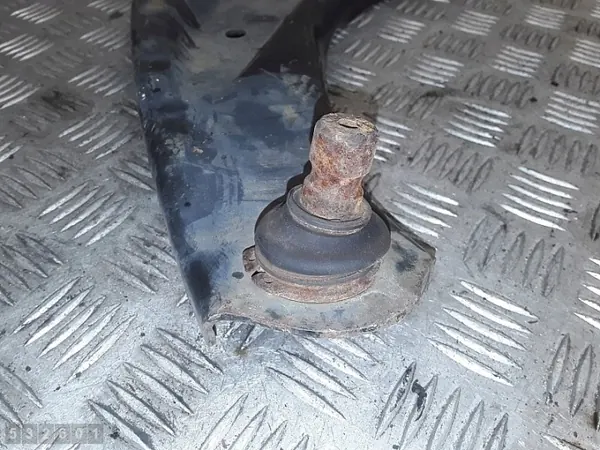 2012 Nissan Juke Suspension Arm 1500 diesel OEM AM-532601 image 3