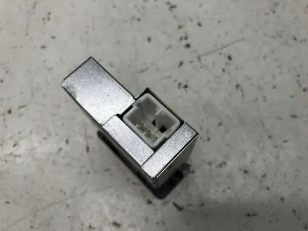 BYD ATTO 3 USB-laadpoort OEM STHP-3798700 image 4