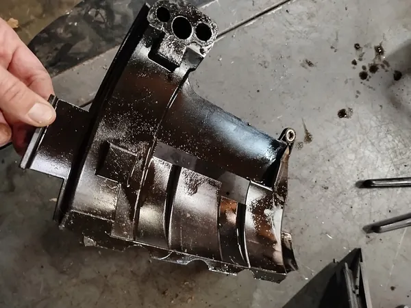 Oljevågsskydd AUDI A3 8P VW A4 B5 B6 A6 C5 1.8T 1.6 MPI image 4