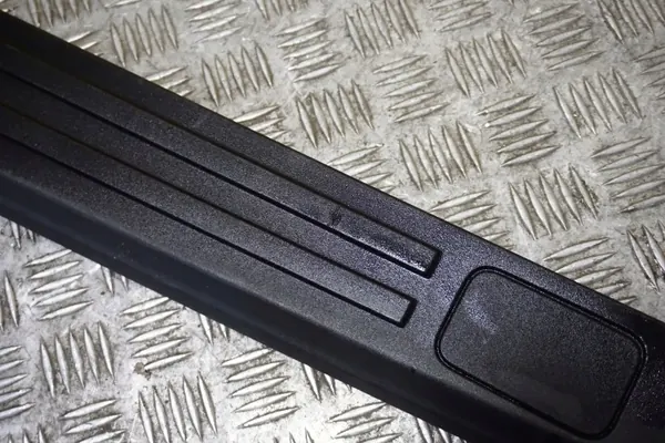 OEM FL34-8429141-A Vänster Lastutrymmesskydd Ford F150 image 5