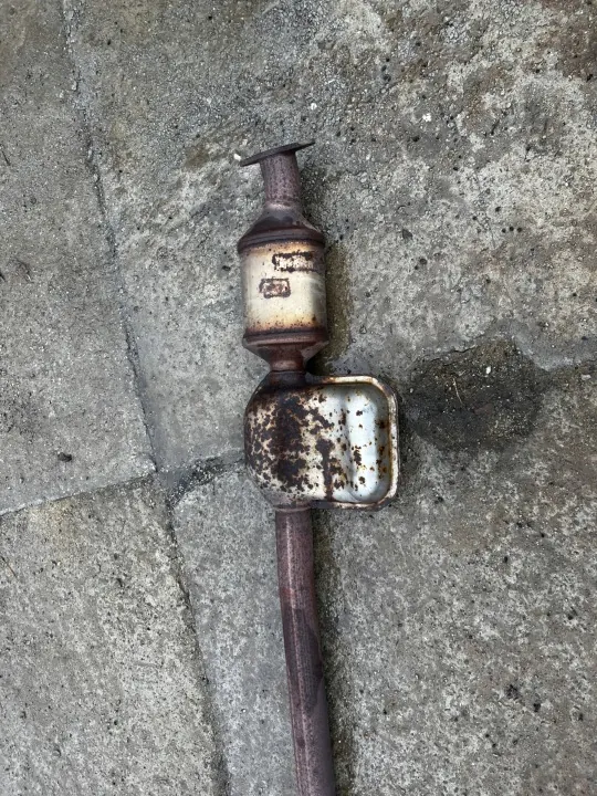 Uitlaat Demper Ford OEM HP53-5L274-DA Gebruikt image 3