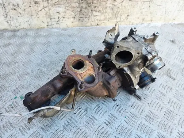 Turbo Nissan NP300 Navara D23 H8201393207 image 4