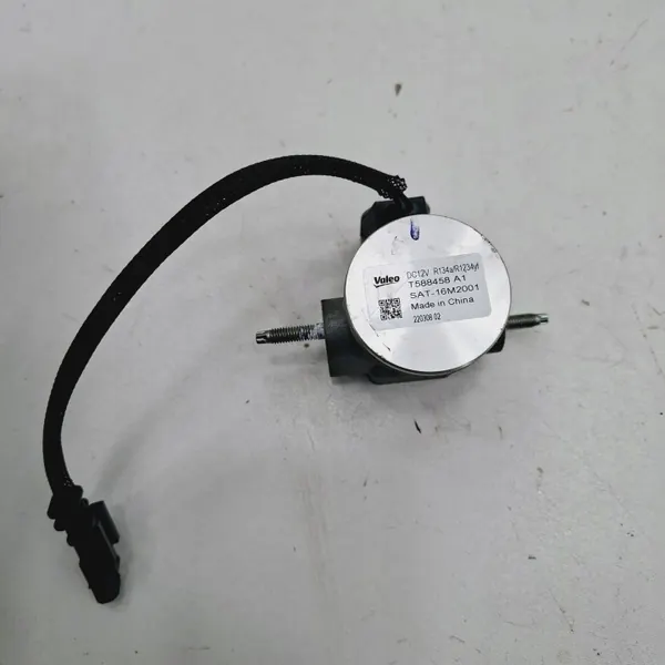 Peugeot A/C Expansionsventil OEM T588458A1 - Gebraucht image 3