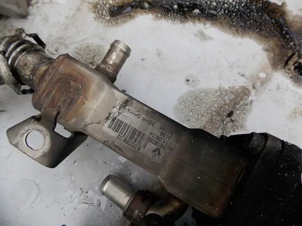 Válvula EGR Renault Nissan Opel 1.9DCI 1.9DTI OEM 43002731 image 3