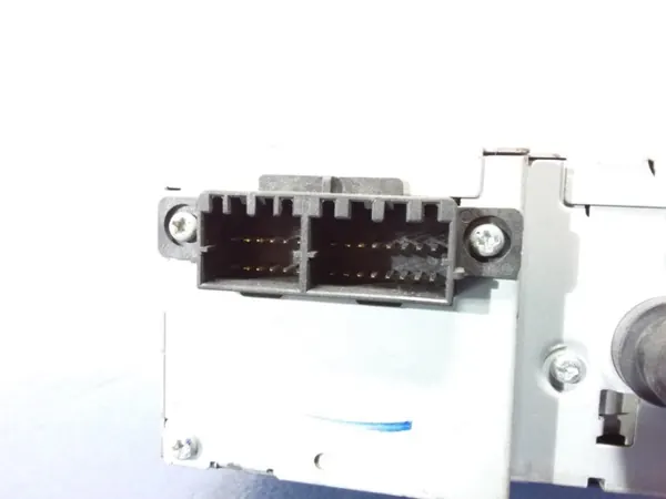 Changer DVD Chrysler Pacifica OEM P04685908AF image 3