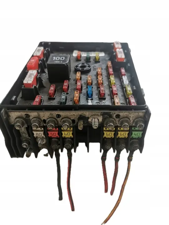 Caixa de Fusíveis Volkswagen Passat B6 Original 3C0937125 image 4