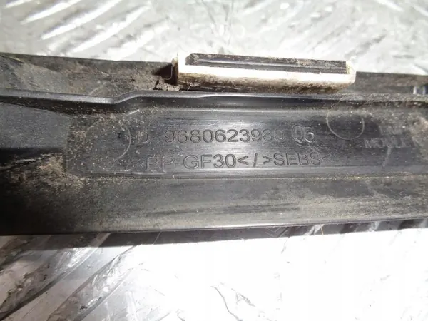 OEM 9680623980 Framruta List Höger Peugeot 308 image 7