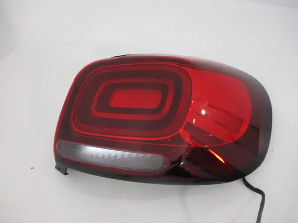 CITROEN C3 AIRCROSS Luz Trasera Derecha image 4