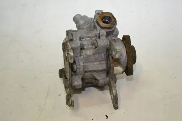Pompe de direction OEM 1097148 pour BMW E38/E39/E46 image 4