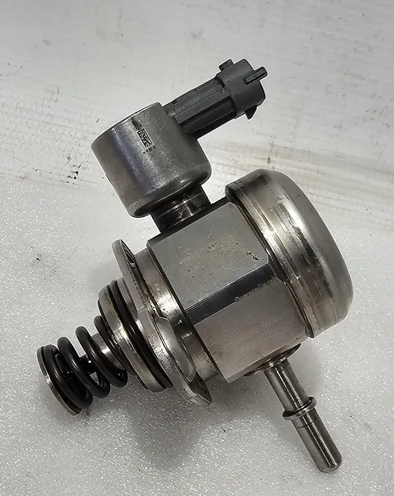 Kraftstoffpumpe Ford / Volvo / Land Rover 2.0 - AG9E-9D376-AA image 2