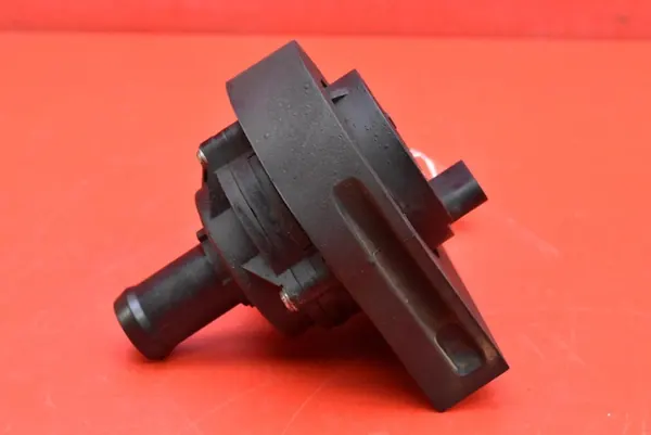 Vattenpump Opel Ampera-E 13592753 image 3