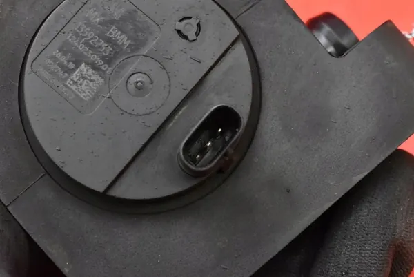 Vattenpump Opel Ampera-E 13592753 image 8