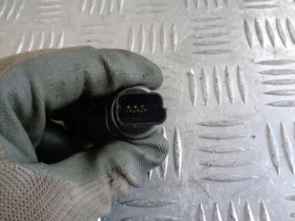 Bränsletrycksensor OEM 711225000 för Peugeot 308 image 4