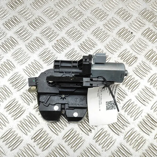 VW Touareg Baklucka Lås 7P0827505K image 2