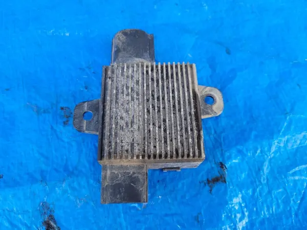 OPEL Corsa E Fläktstyrmodul 1.0 TURBO GM 39021773 image 2