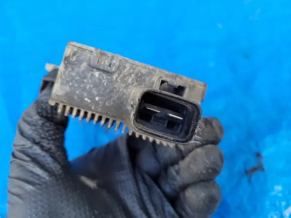 OPEL Corsa E Fläktstyrmodul 1.0 TURBO GM 39021773 image 4