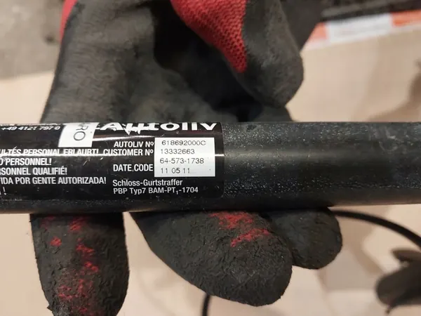 Turvavyön solki OEM 13332663 vasen etu Opel Astra J image 3