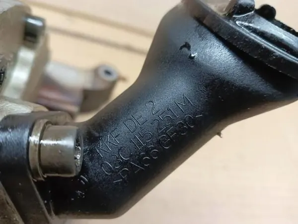 Olje Pump VW Golf VI Skoda Audi 1.4 TSI 03C115105Q image 2