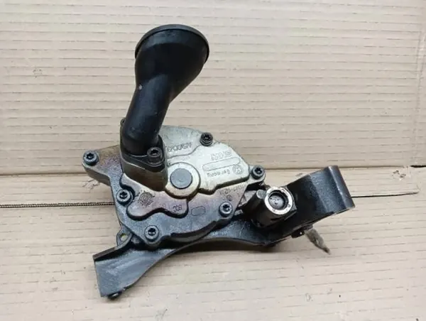 Olje Pump VW Golf VI Skoda Audi 1.4 TSI 03C115105Q image 4