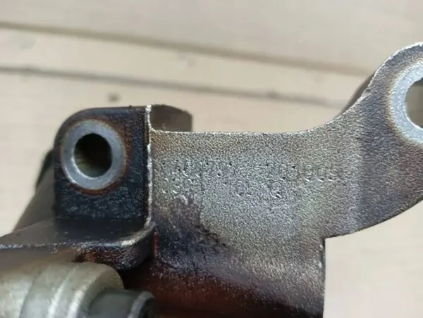 Olje Pump VW Golf VI Skoda Audi 1.4 TSI 03C115105Q image 8