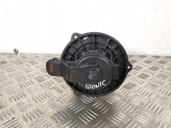 Kia Stonic Bläsmotor OEM FBZ3175 - Begagnad image 2