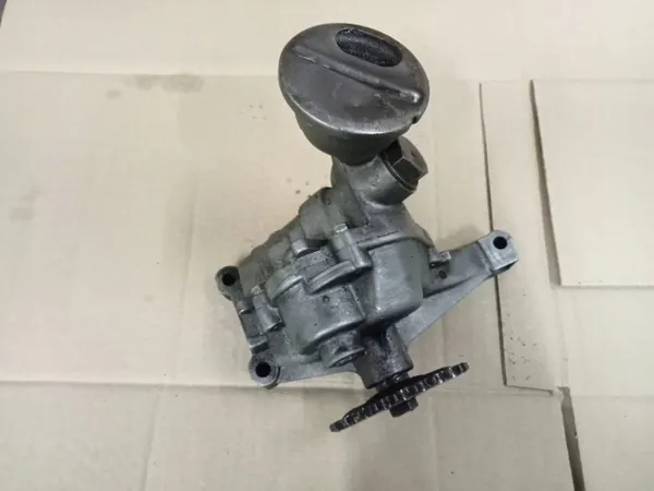 Mercedes oliepomp OEM 6041810401 voor W202 2.2D image 2