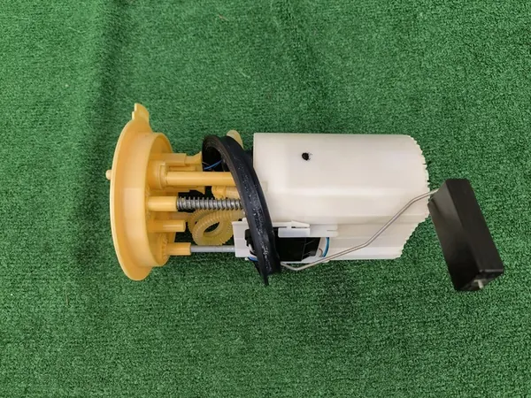 VW AUDI SKODA BOMBA DE COMBUSTÍVEL 2.0 TDI 1K0919050AD image 2