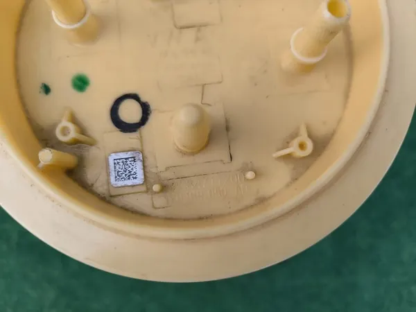 VW AUDI SKODA BOMBA DE COMBUSTÍVEL 2.0 TDI 1K0919050AD image 4