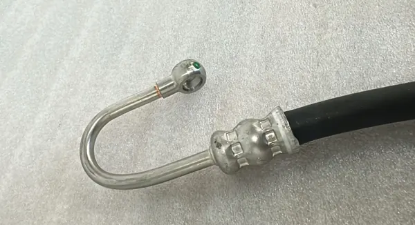 Conduite de pression arrière gauche OEM 992511635C Porsche 911 image 3