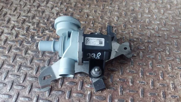 Mercedes-Benz A W177 tankontluchtingsventiel OEM A2474703602 image 2