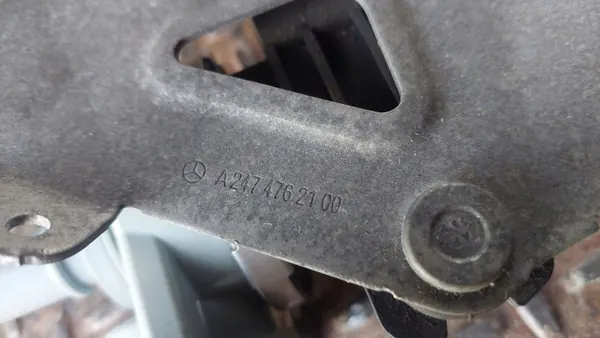 Mercedes-Benz A W177 tankontluchtingsventiel OEM A2474703602 image 3