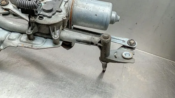 Etupyyhkijän mekanismi Fiat Grande Punto 1.4B 5D image 3